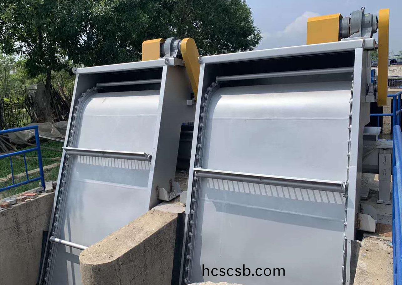 迴轉式雨水(shui)格(ge)柵除(chu)汚機