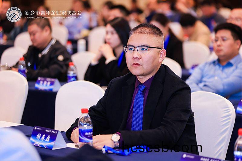 新鄕青企聯理(li)事謝旾(chun)磊：萬裏江(jiang)河，川流不息——堅持環保事業